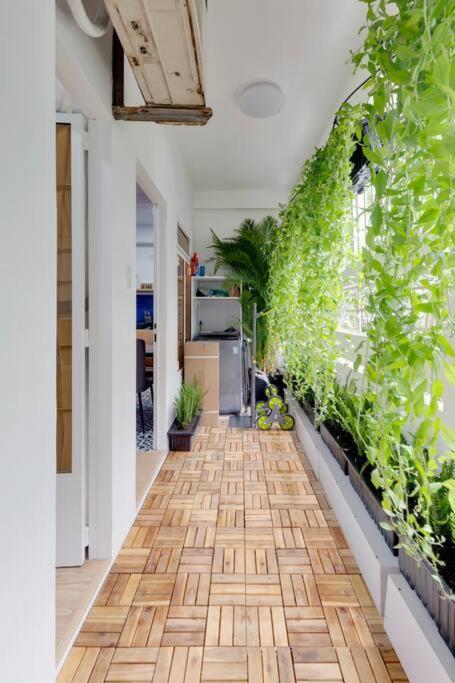 Modern, Cozy & Fully Equipped 2Br Apt In D4, 5M To D1 호치민 외부 사진