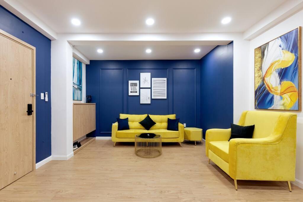 Modern, Cozy & Fully Equipped 2Br Apt In D4, 5M To D1 호치민 외부 사진