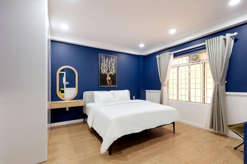 Modern, Cozy & Fully Equipped 2Br Apt In D4, 5M To D1 호치민 외부 사진